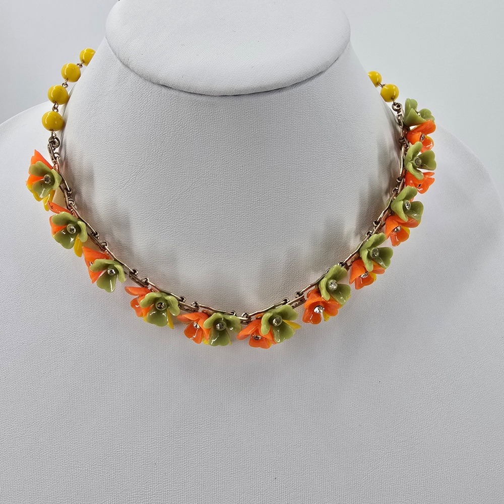 Vintage Floral Thermoset Choker Necklace Orange Green Yellow 16 Inch